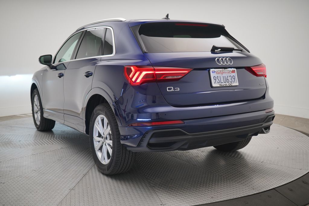 Thumbnail: 2025 Audi Q3 - 3