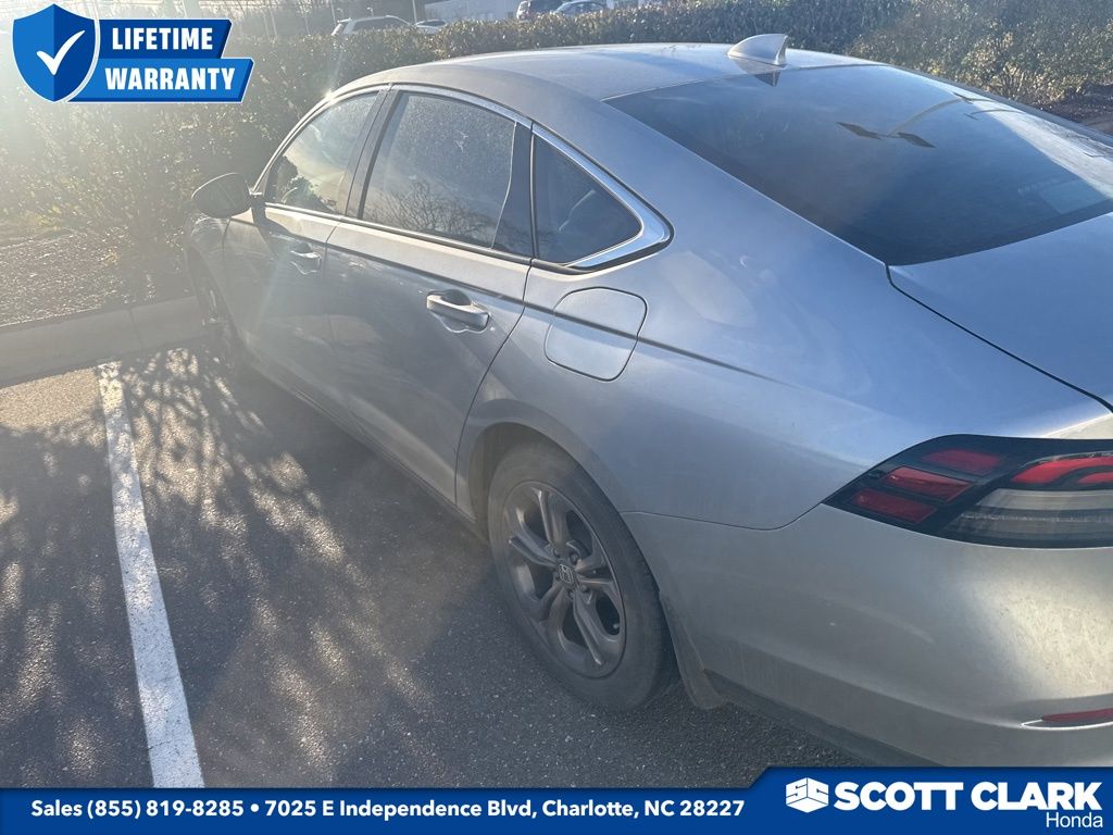 2023 Honda Accord EX