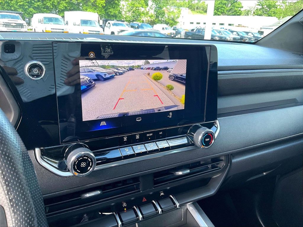 2024 Chevrolet Colorado — photo 19