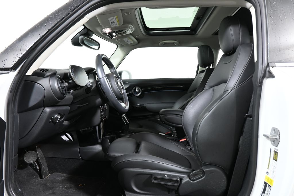 Thumbnail: 2024 MINI Cooper - 3