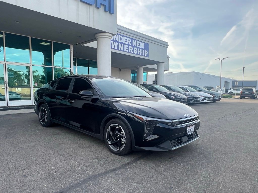 2025 Kia K4 EX FWD