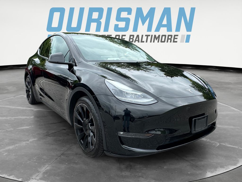 2022 Tesla Model Y Performance Dual Motor All-Wheel Drive's photo
