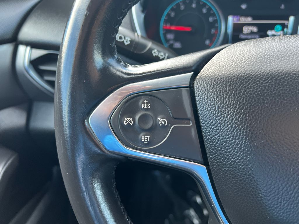 Thumbnail: 2019 Chevrolet Traverse - 21