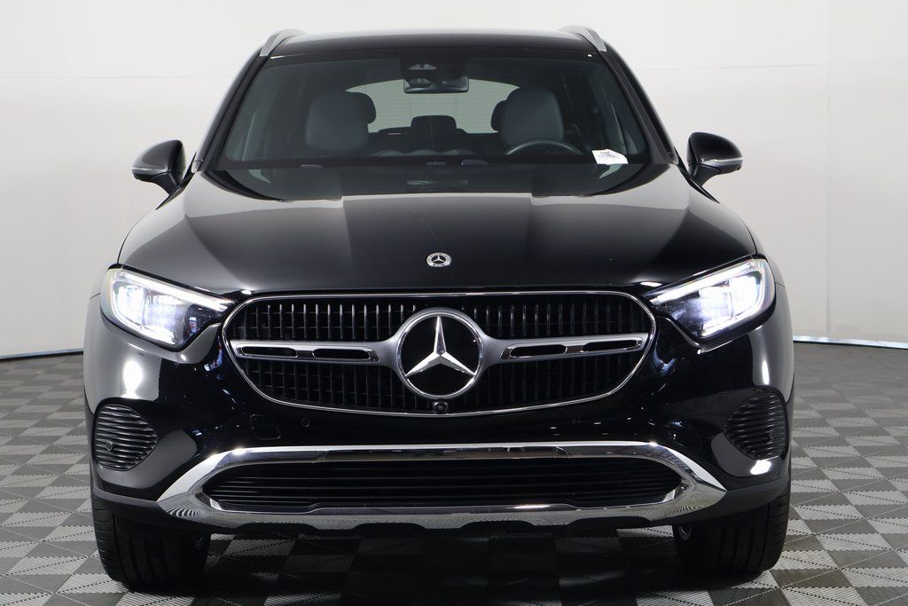 Thumbnail: 2025 Mercedes-Benz GLC - 2