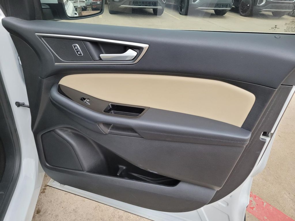 used 2016 Ford Edge car, priced at $12,000