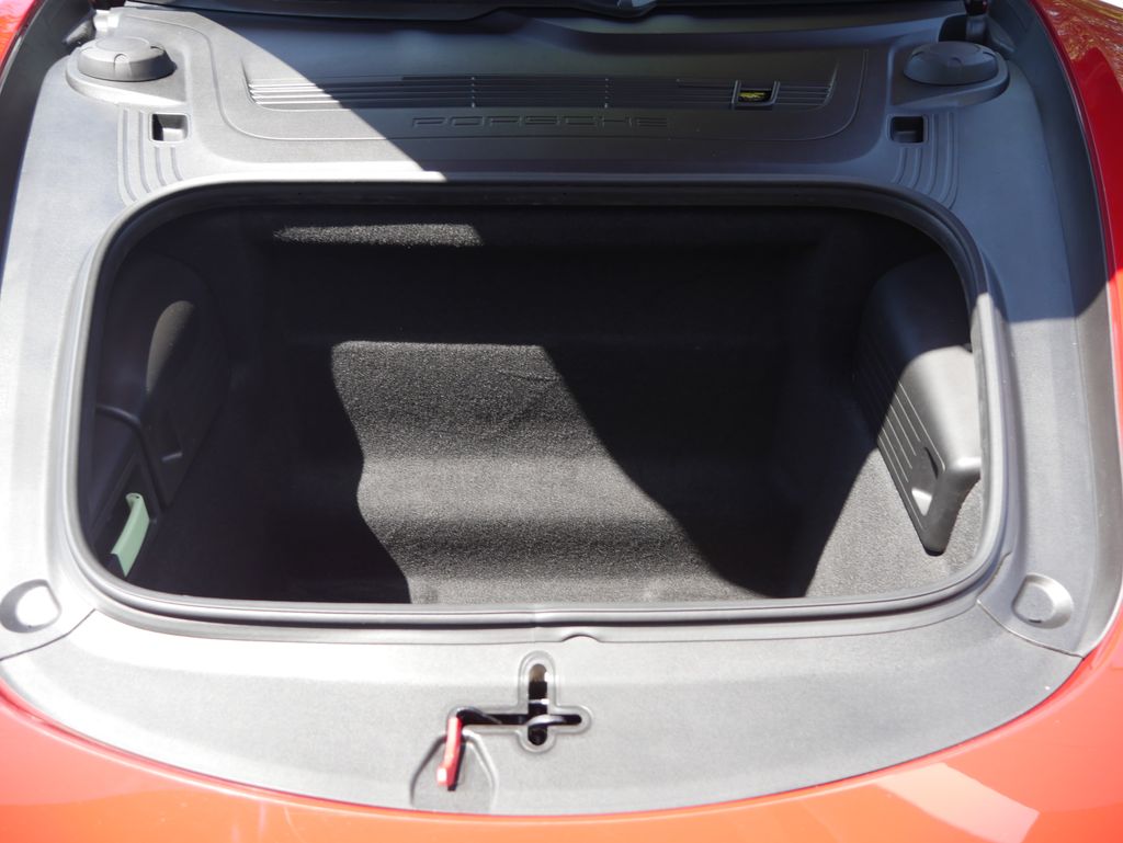Thumbnail: 2016 Porsche Cayman - 13