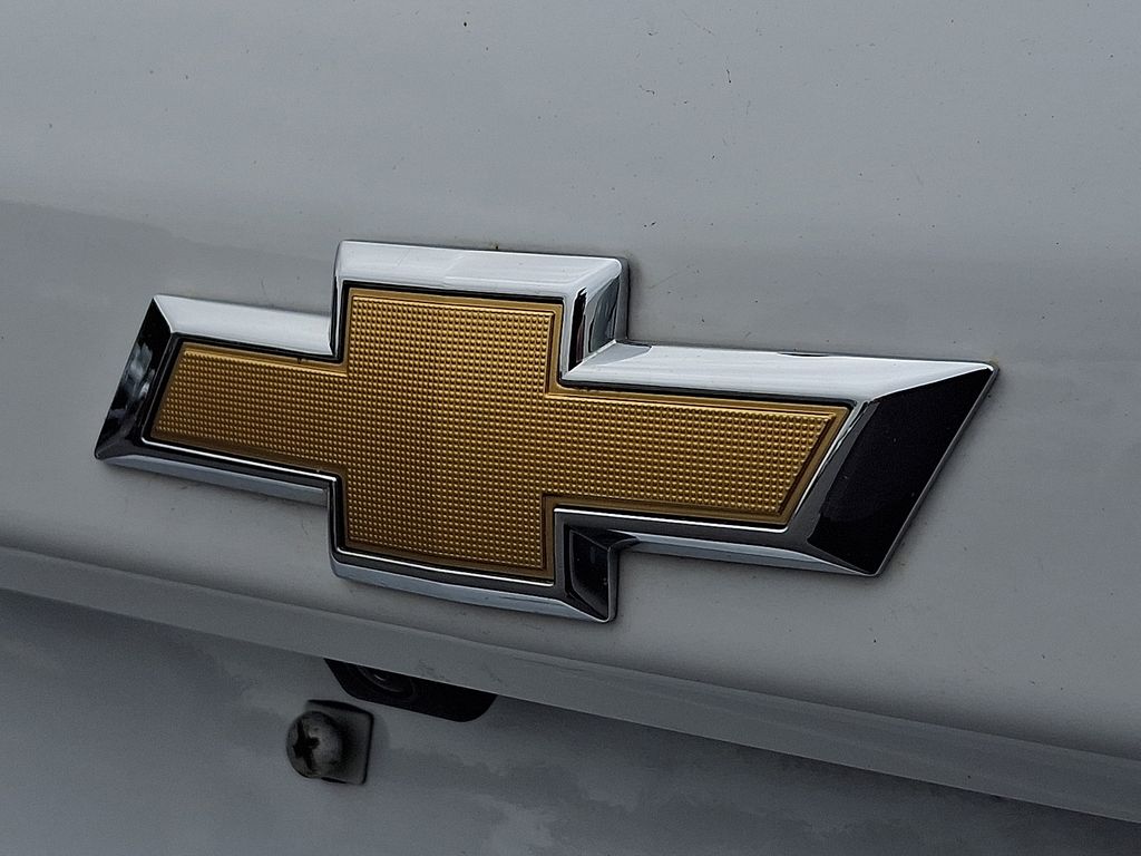 2024 Chevrolet Equinox LS White at Bob Ruth Ford