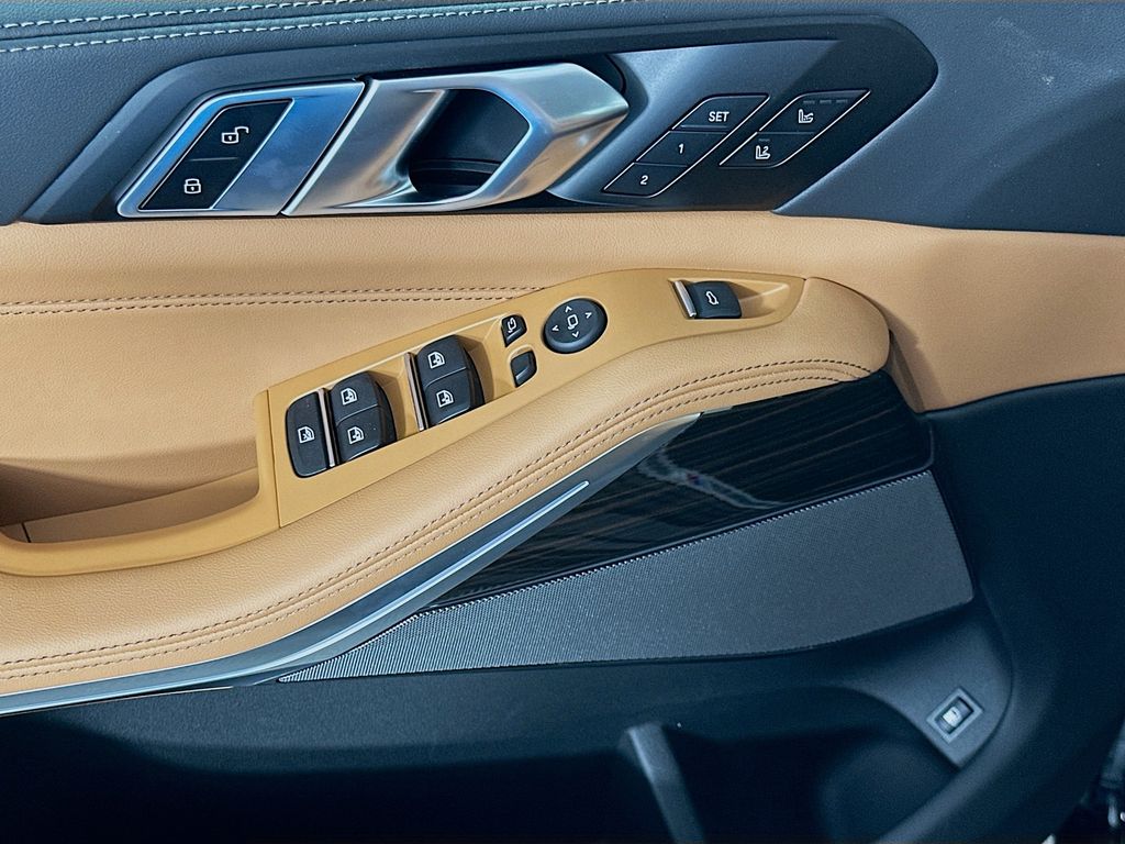 Thumbnail: 2026 BMW X5 - 20