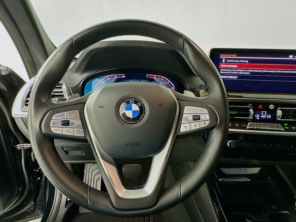 Thumbnail: 2022 BMW X3 - 11