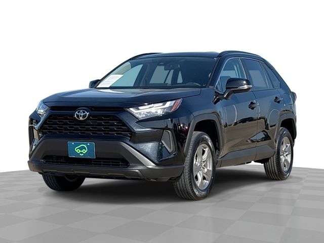 2025 Toyota RAV4 XLE FWD