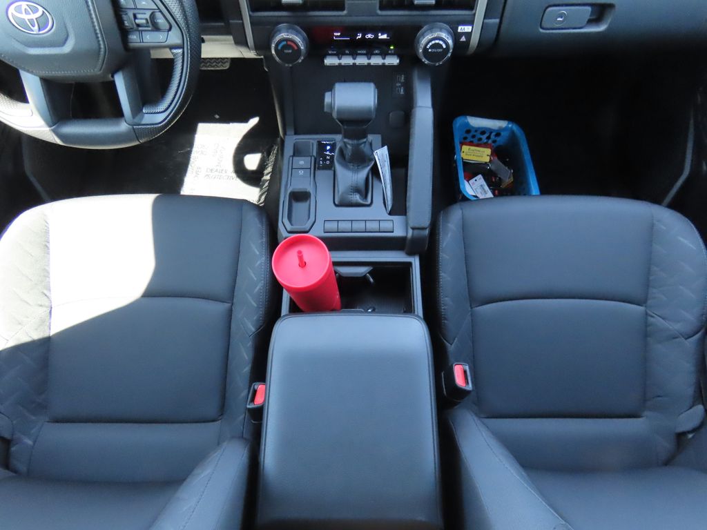 2025 Toyota Tacoma SR 15