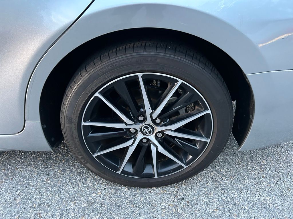 Thumbnail: 2024 Toyota Camry - 9