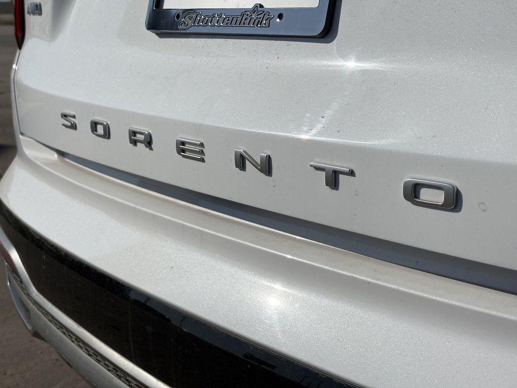 2022 Kia Sorento SX White at Shottenkirk Kia Fort Bend