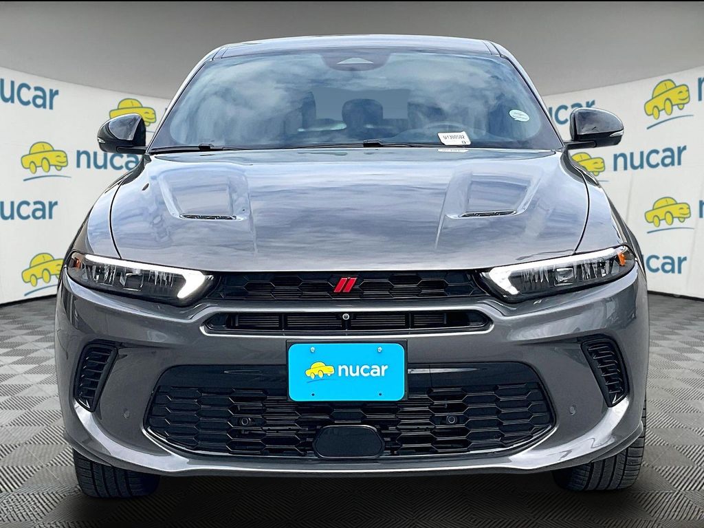 2024 Dodge Hornet — photo 2