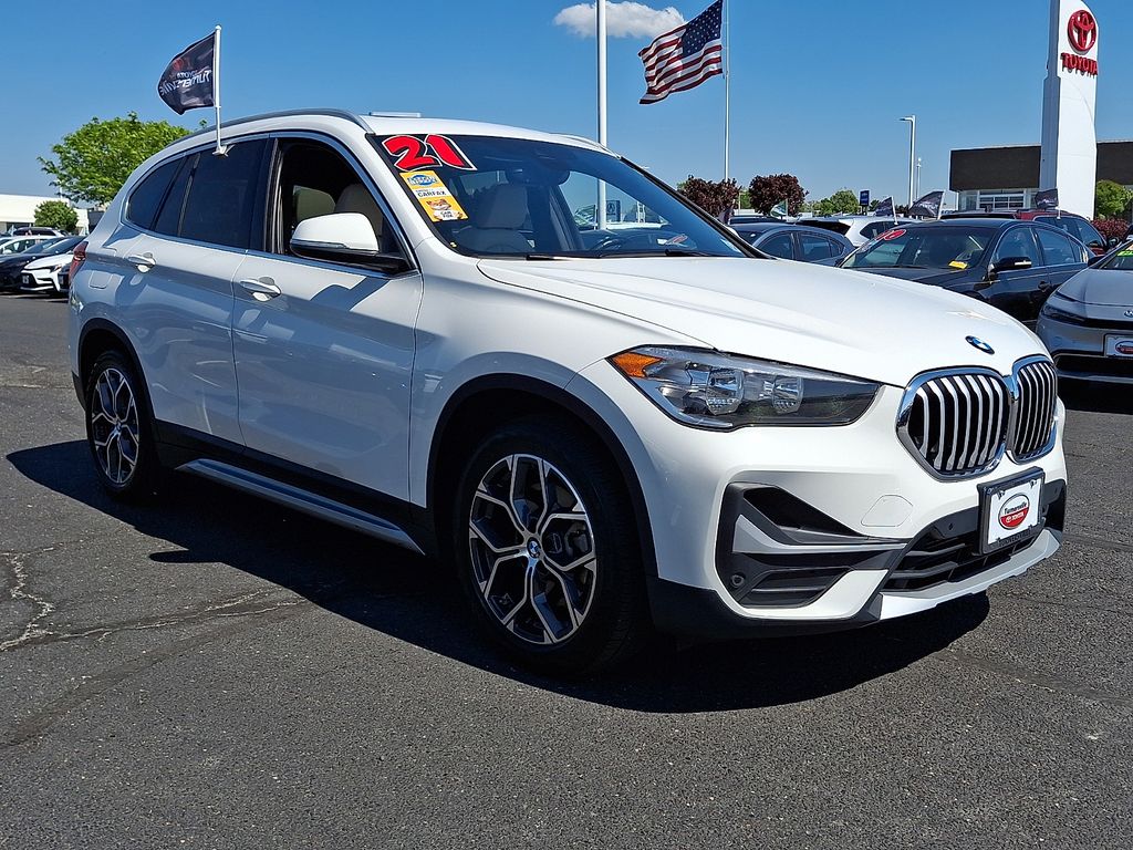 Thumbnail: 2021 BMW X1 - 3
