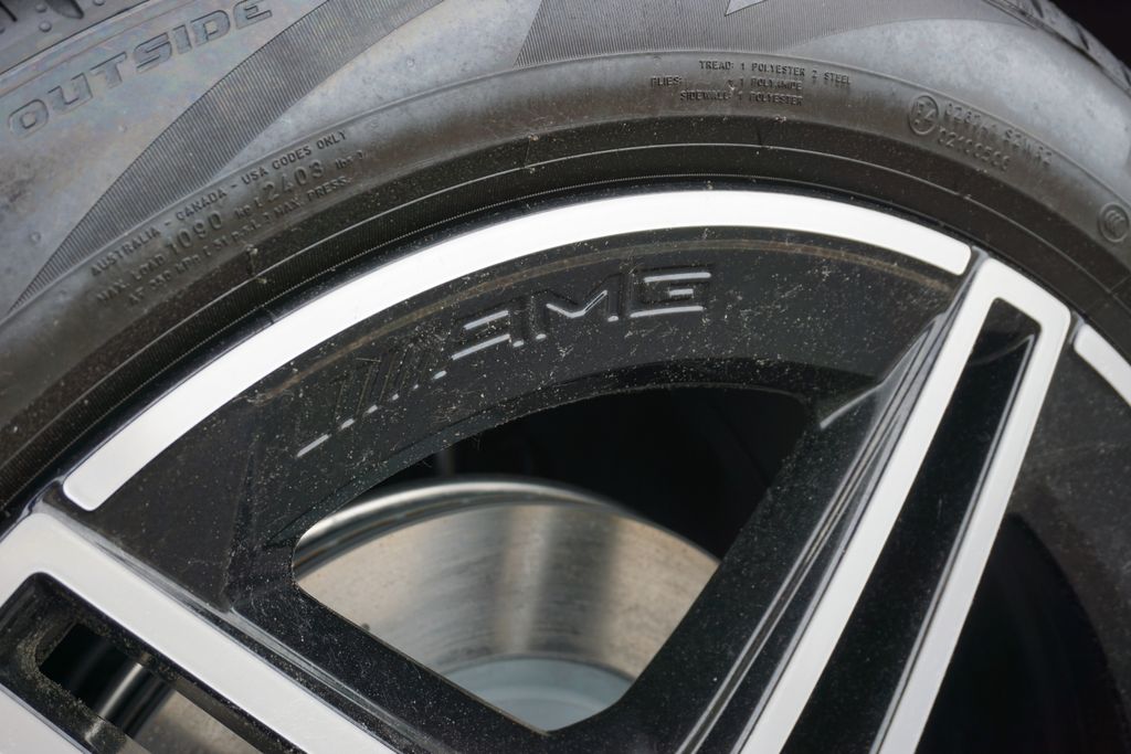 2025 Mercedes-Benz GLS 450 4MATIC 9