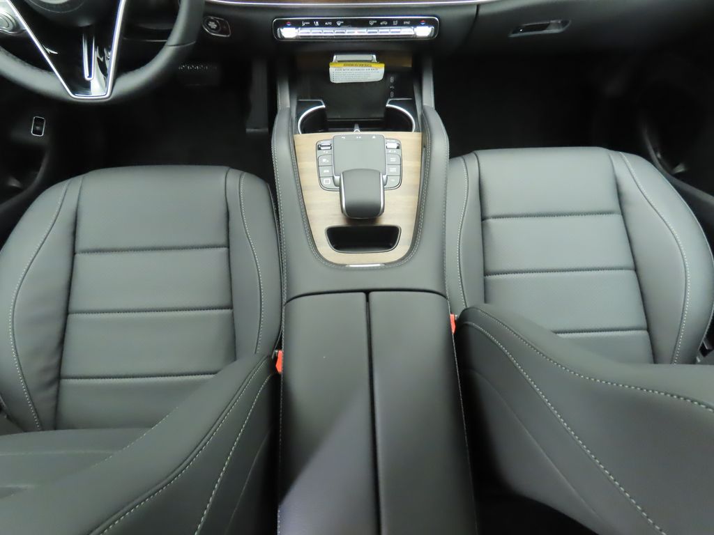 Thumbnail: 2025 Mercedes-Benz GLE - 18