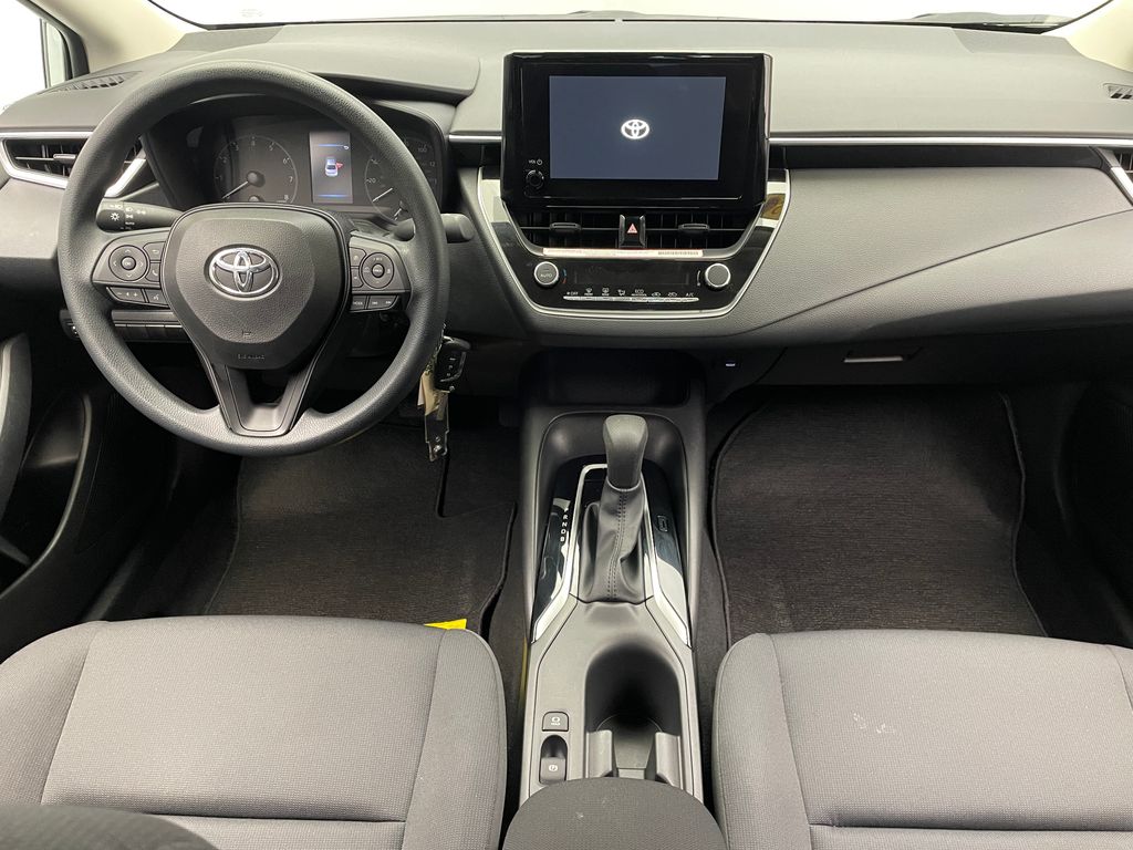 2023 Toyota Corolla LE 18