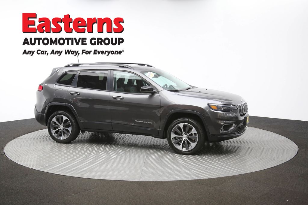 Used 2022 Gray Jeep Limited image 48