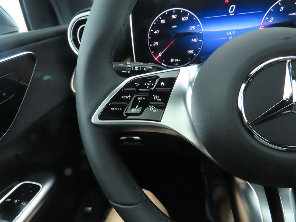 Thumbnail: 2025 Mercedes-Benz GLC - 11