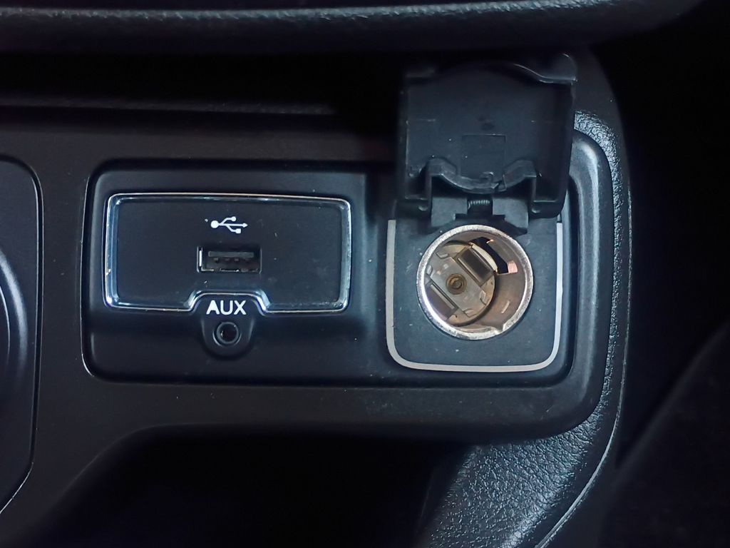 Used Car 2020 Jeep Renegade  Sport For Sale Under $15,000 In Austin, Texas