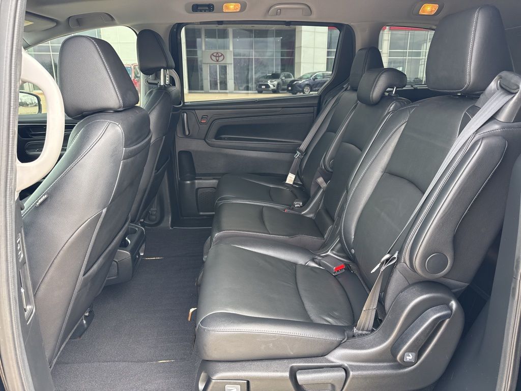 Used 2022 Honda Odyssey Van