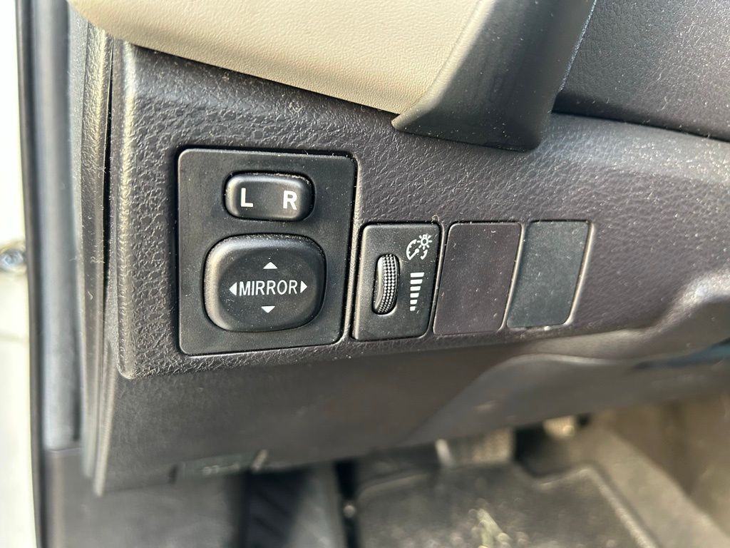 Thumbnail: 2019 Toyota Corolla - 16
