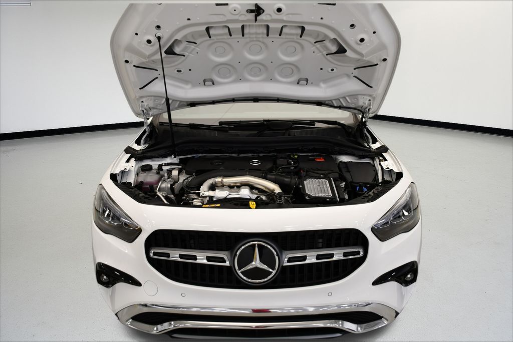 Thumbnail: 2026 Mercedes-Benz GLA - 12