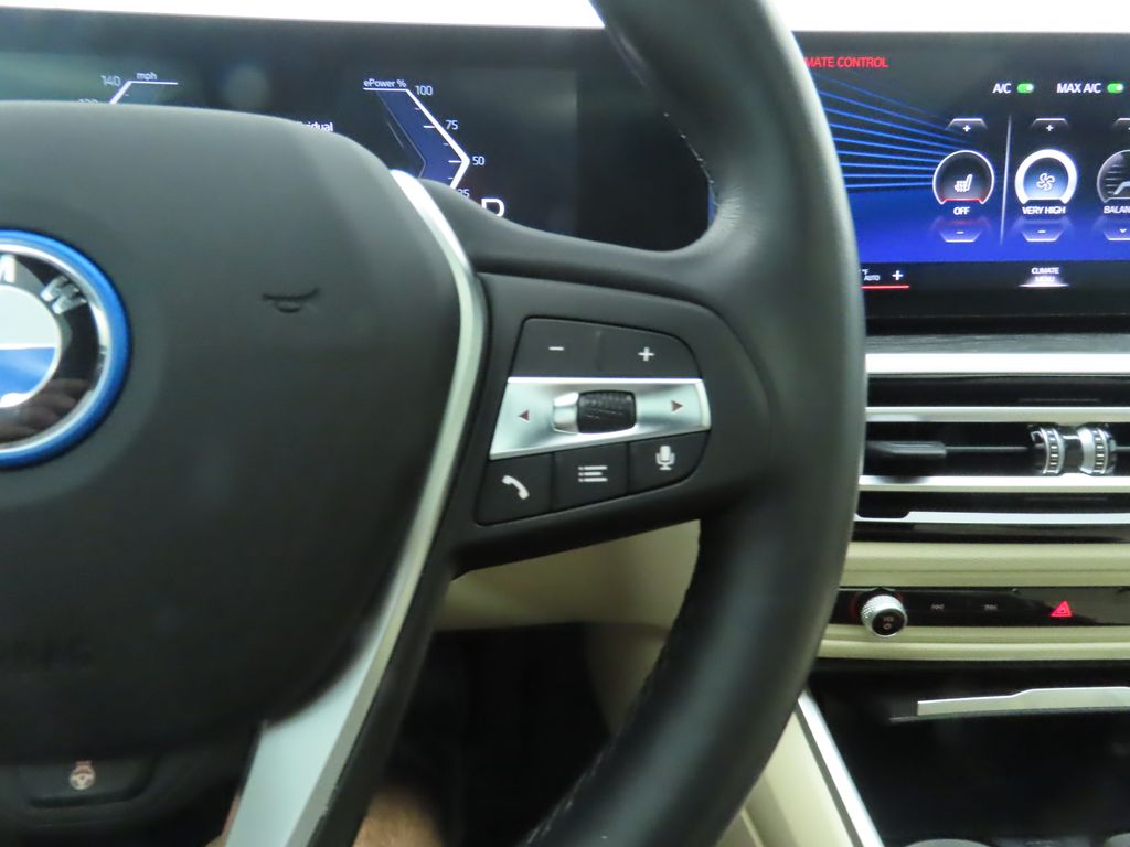 Thumbnail: 2023 BMW i4 - 12