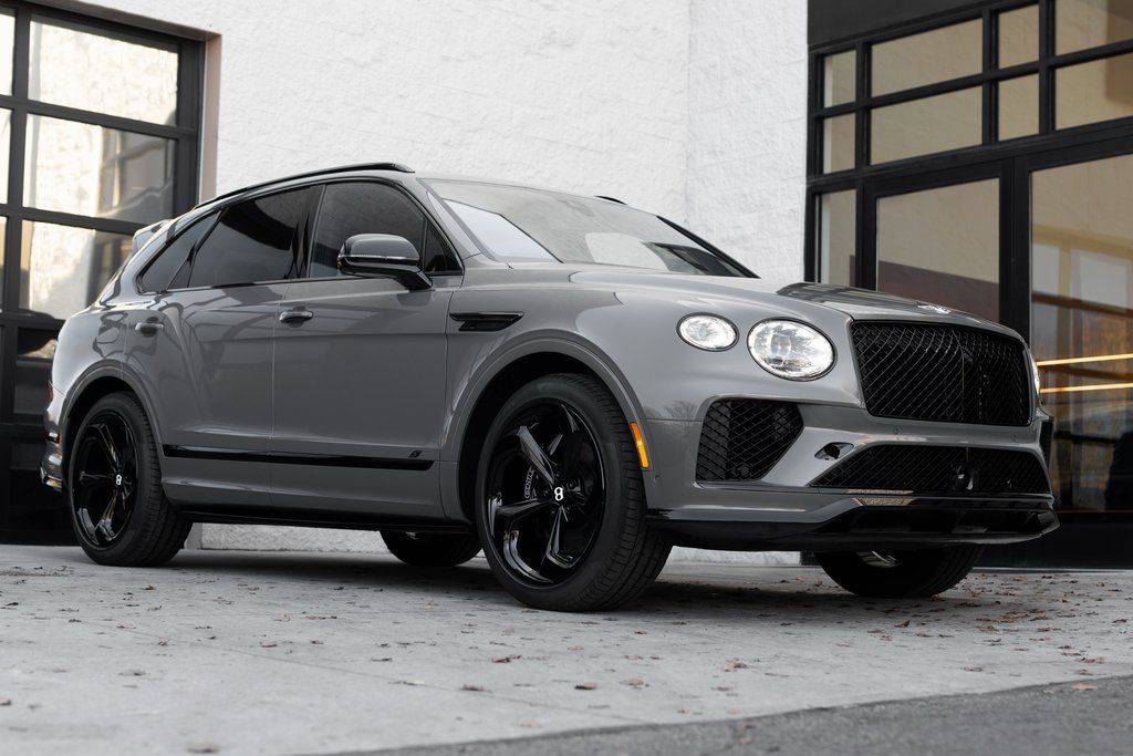 2025 Bentley Bentayga V8 S's photo