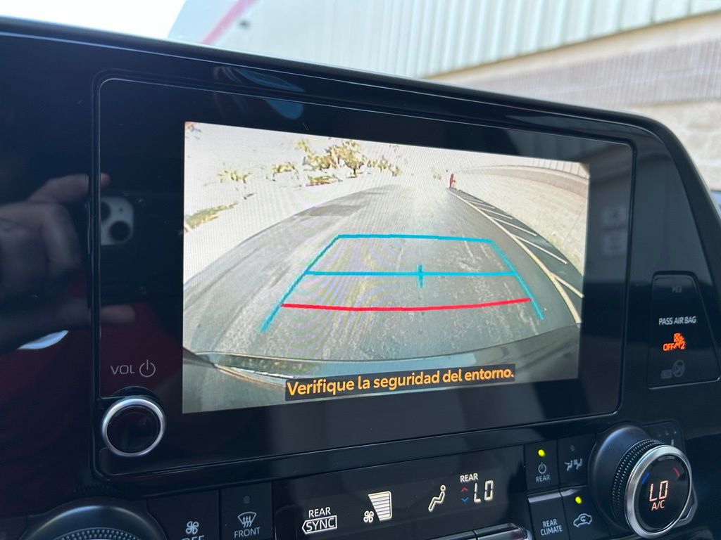 Thumbnail: 2024 Toyota Highlander - 25