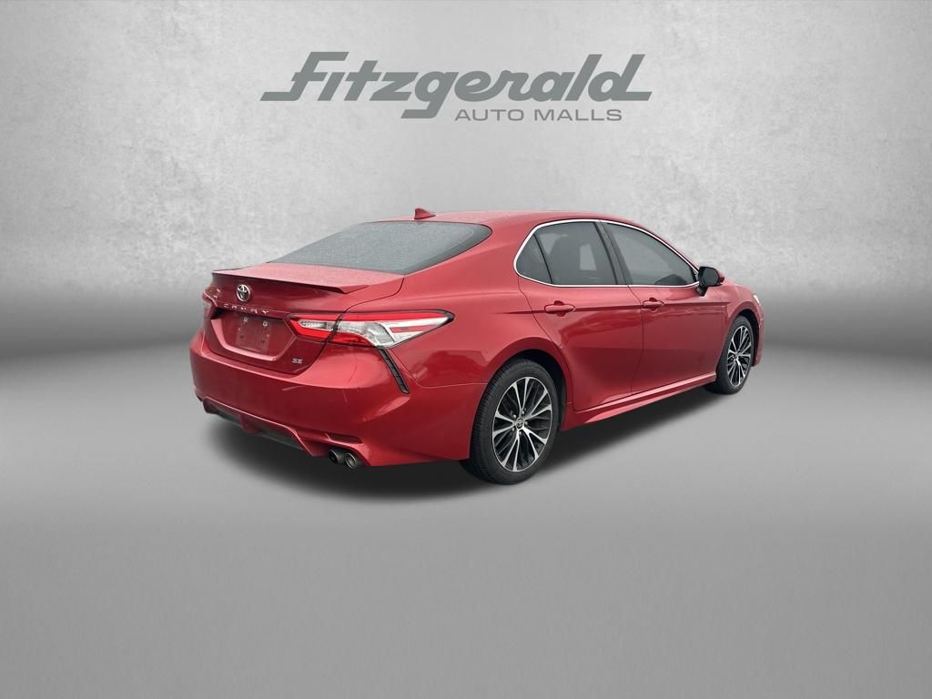 View vehicle photo 7