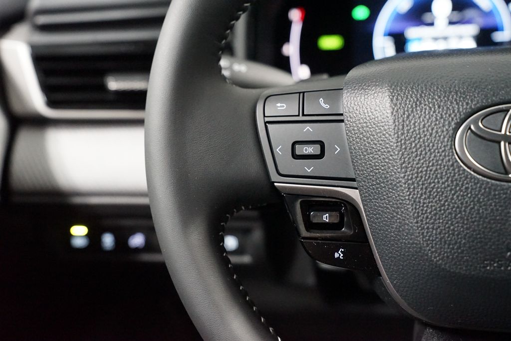 Thumbnail: 2026 Toyota Camry - 14