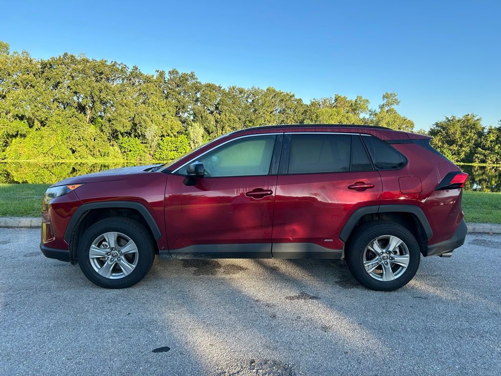 Thumbnail: 2022 Toyota RAV4 - 2