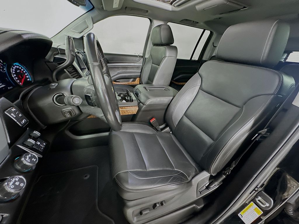 2019 Chevrolet Suburban Premier 21