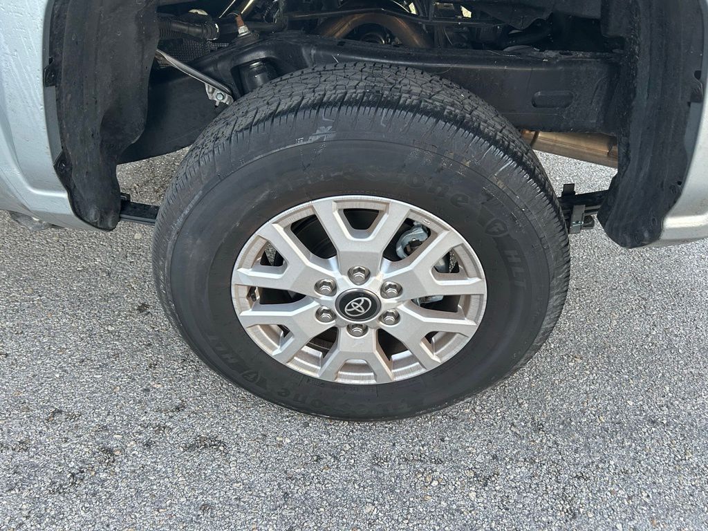 Thumbnail: 2025 Toyota Tacoma - 9