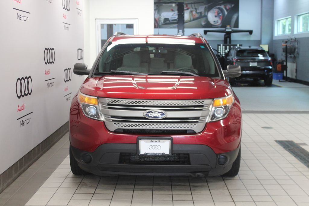 Thumbnail: 2013 Ford Explorer - 9
