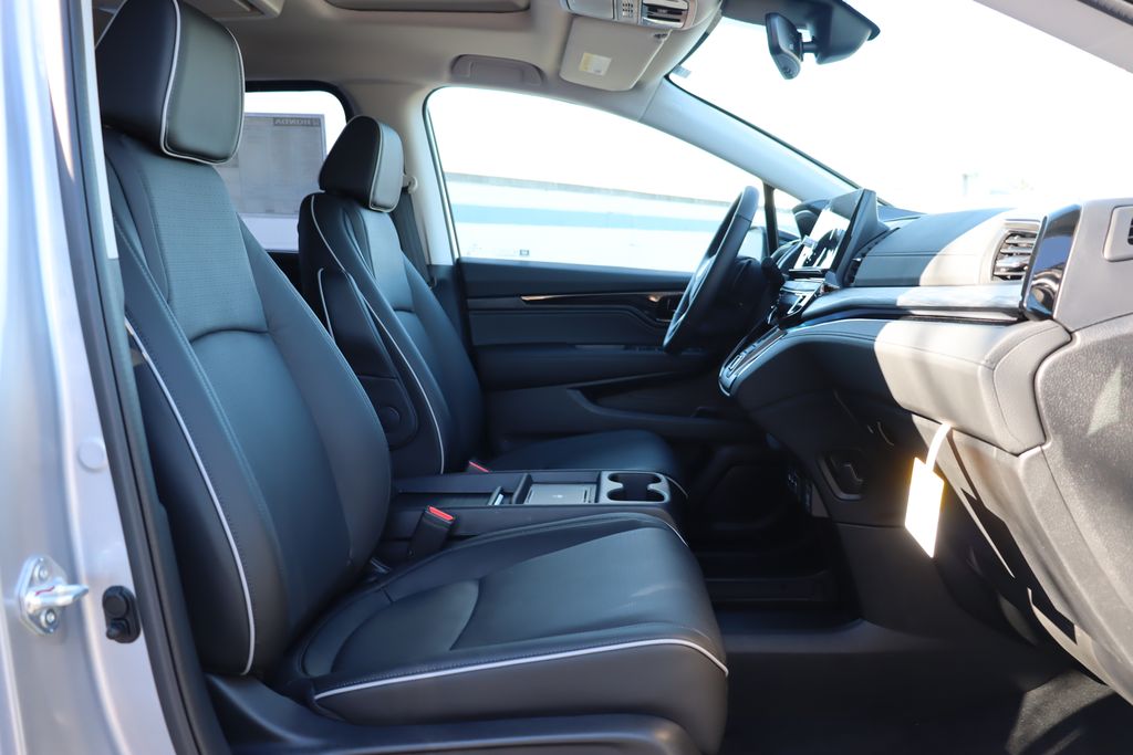 Thumbnail: 2026 Honda Odyssey - 22