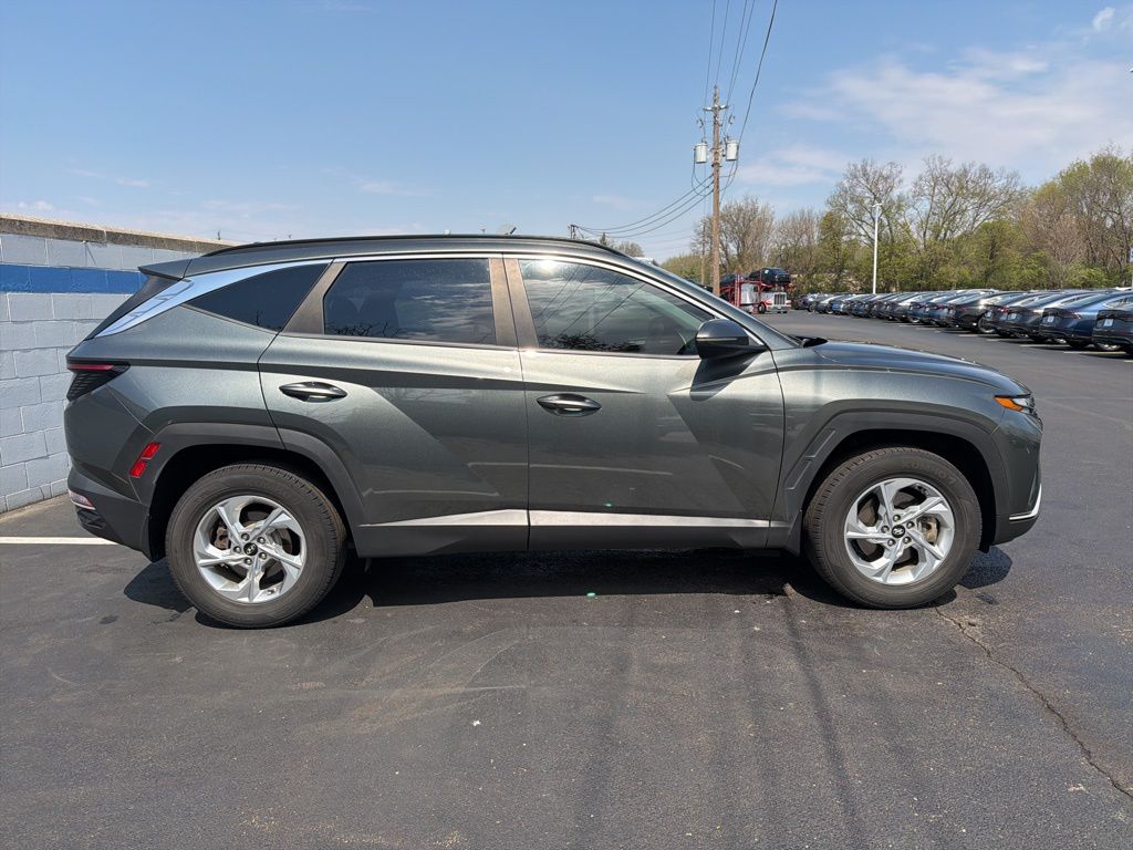 Thumbnail: 2022 Hyundai Tucson - 6