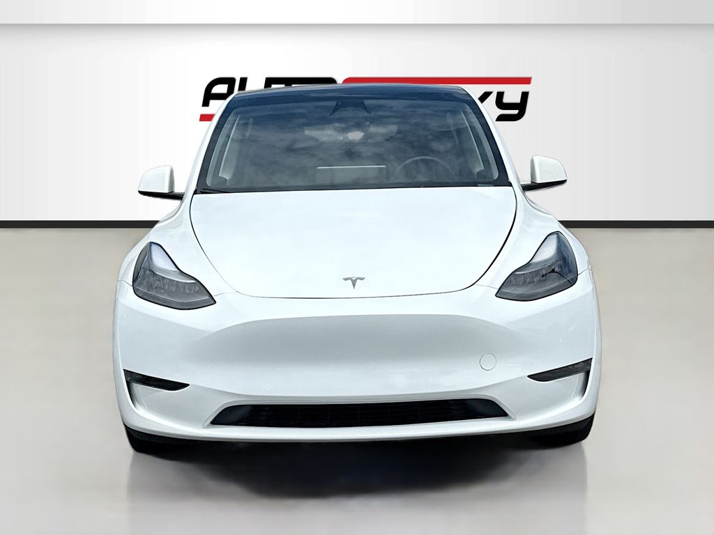 2024 Tesla Model Y Long Range White at AutoSavvy Houston Southwest