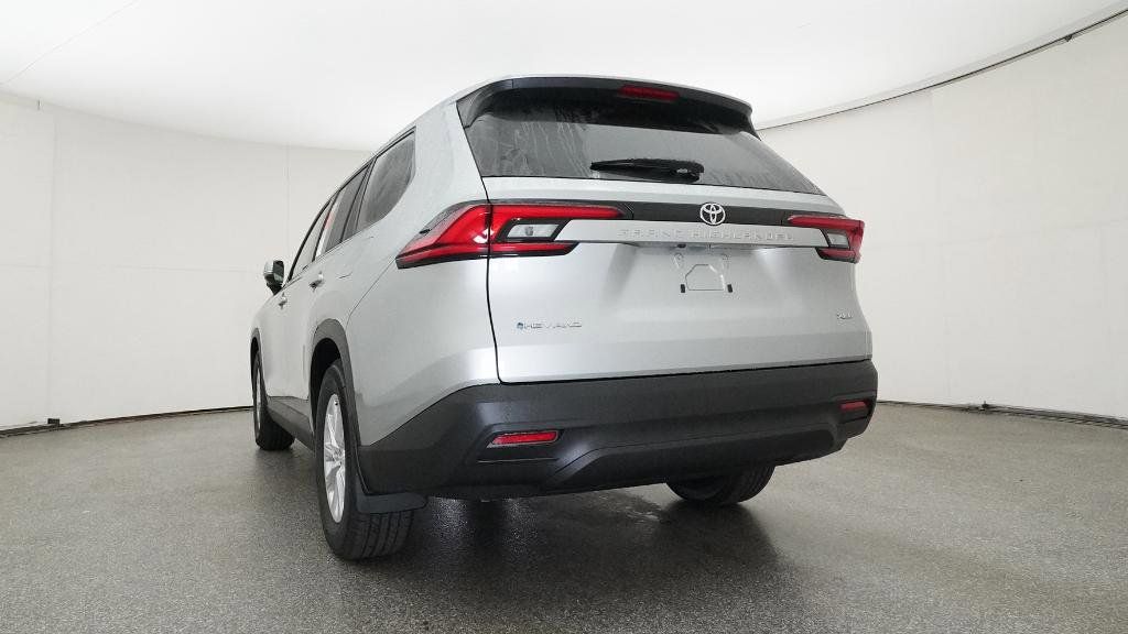 Thumbnail: 2026 Toyota Grand Highlander - 23