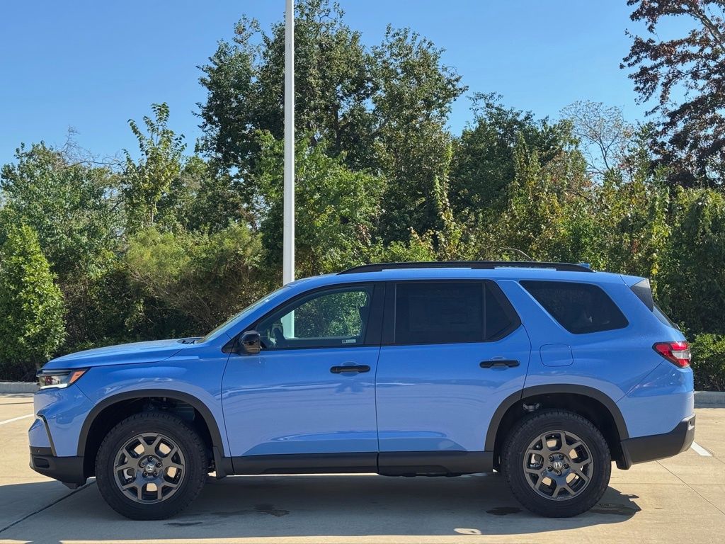 2025 Honda Pilot TrailSport Blue at Community Honda