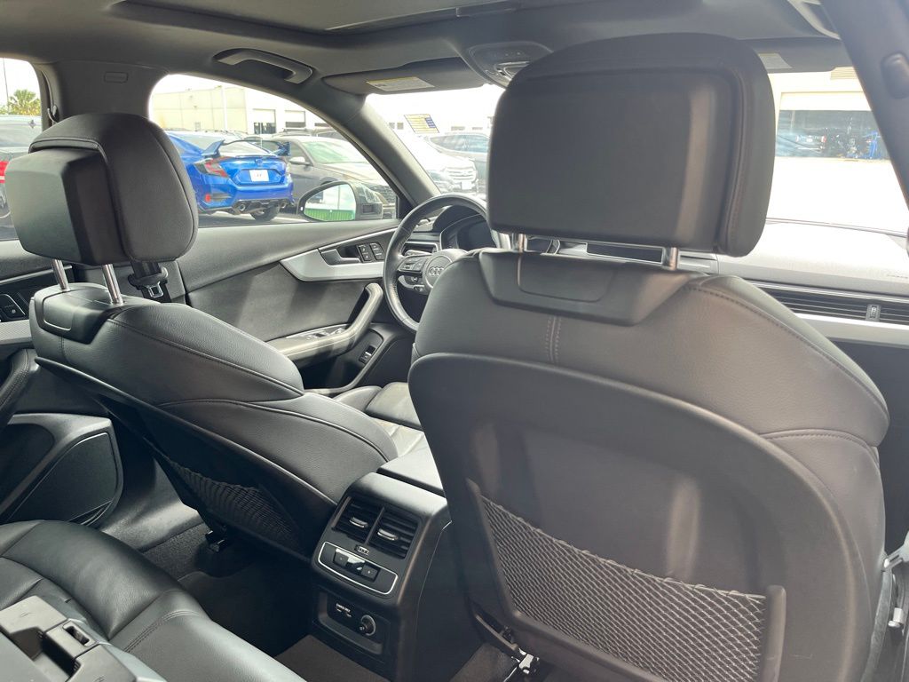 Thumbnail: 2019 Audi A4 - 16
