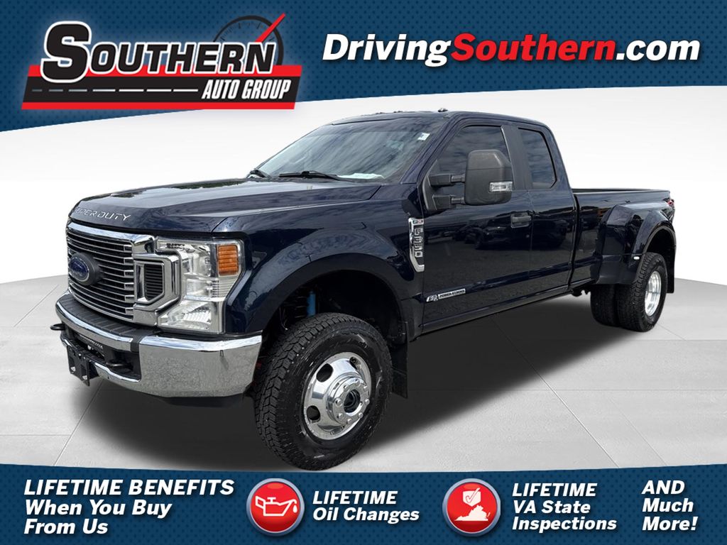 Antimatter Blue Metallic 2022 Ford F-350 Super Duty Pickup Truck Four-Wheel Drive Automatic