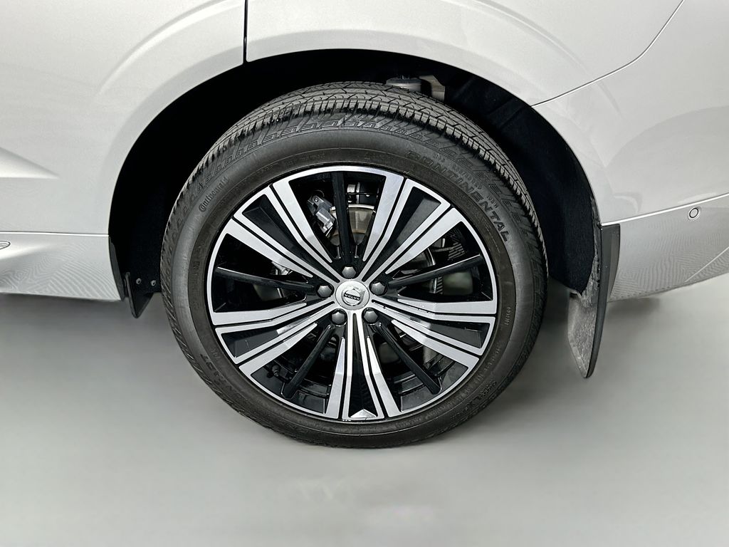 2022 Volvo XC60 B5 Inscription 31
