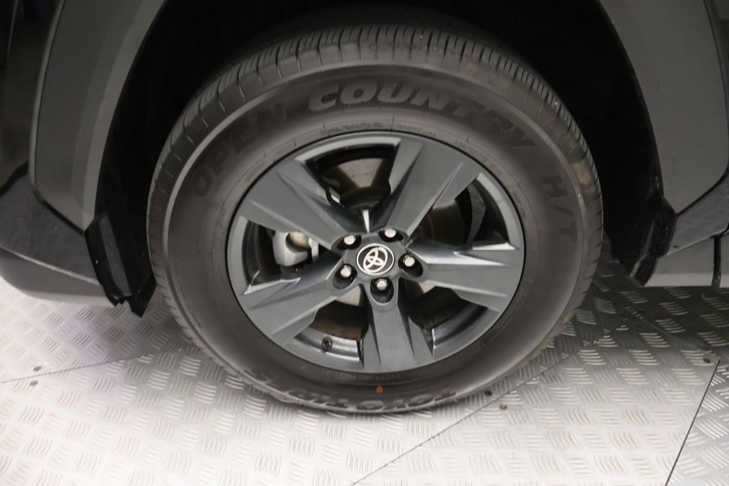 Thumbnail: 2026 Toyota RAV4 - 4