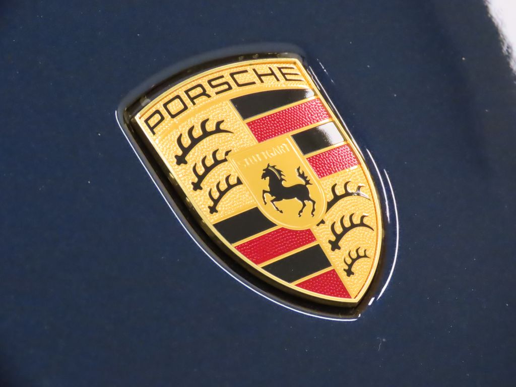 Thumbnail: 2021 Porsche 911 - 13