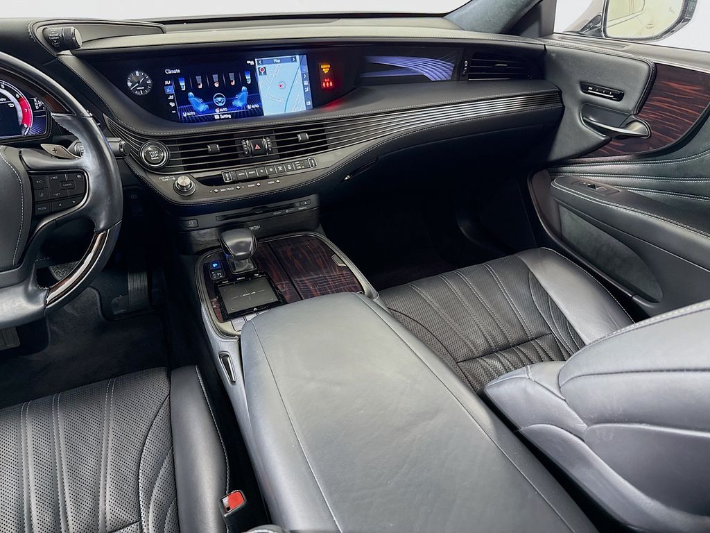 Thumbnail: 2019 Lexus LS - 24