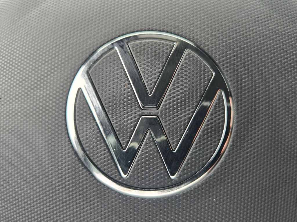 2025 Volkswagen Tiguan - $30,900