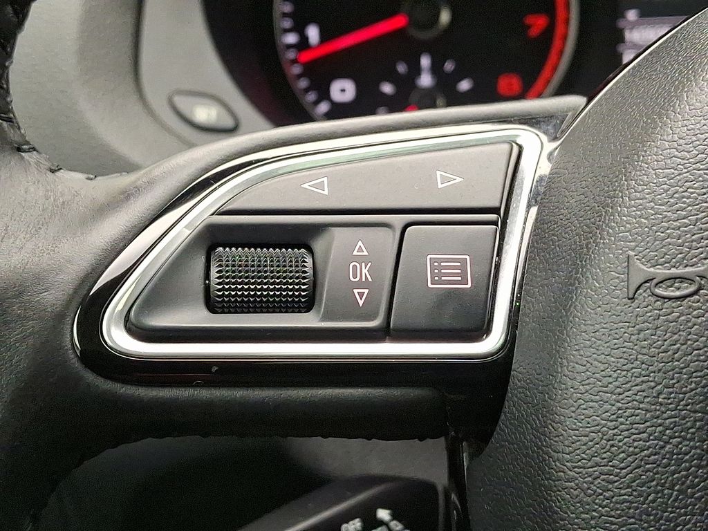 Thumbnail: 2016 Audi Q3 - 23